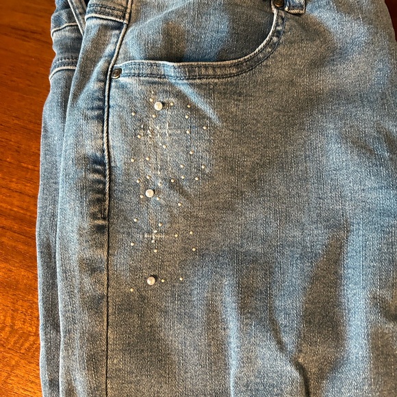 Simon Chang Denim Jeans - Picture 2 of 5
